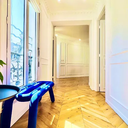 Renovated 23 2br 6p Champs Elysees-arc De Triomphe * Paris